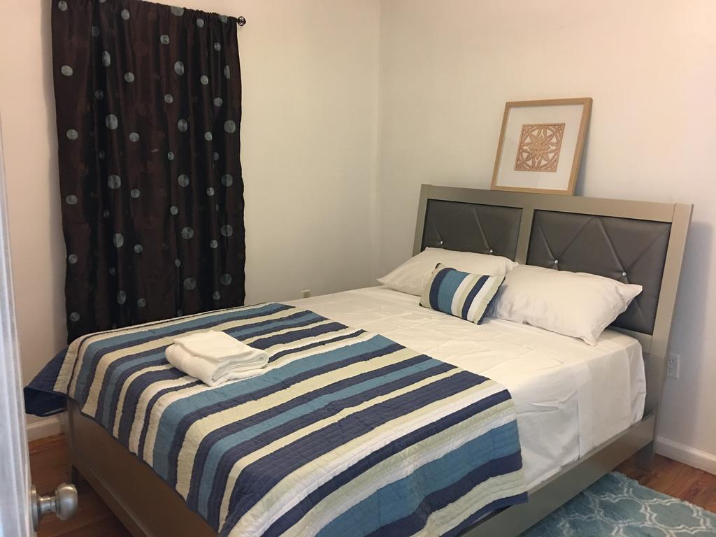 Mojoy Homesuites At Runyon Нюарк Екстериор снимка