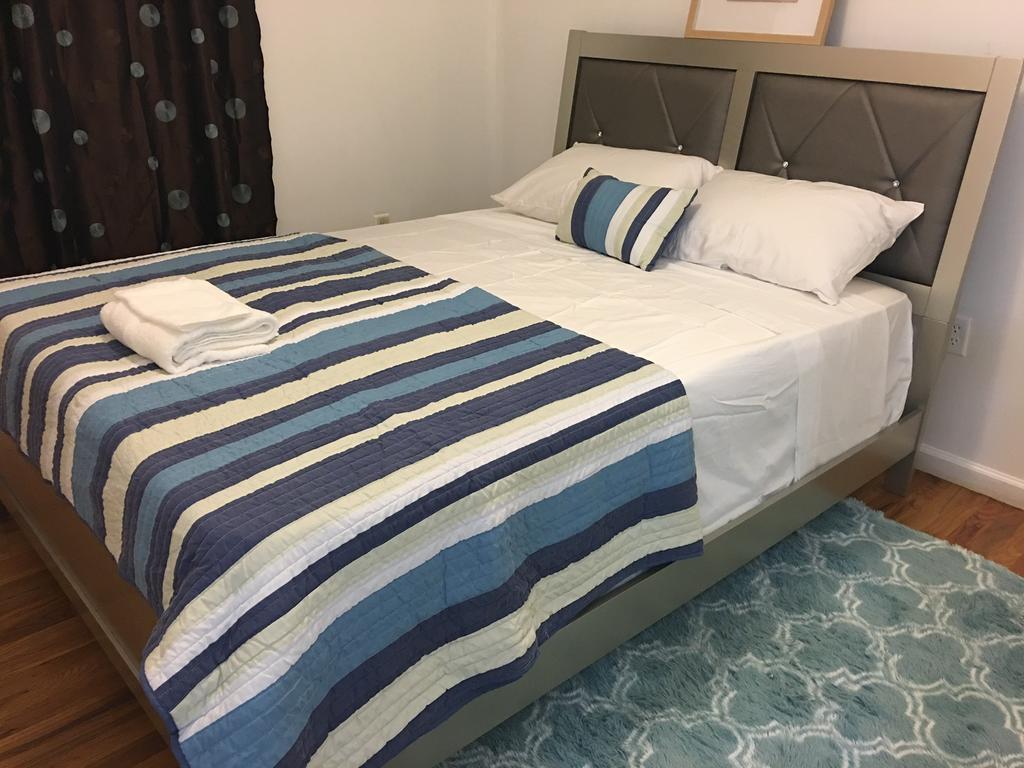 Mojoy Homesuites At Runyon Нюарк Екстериор снимка
