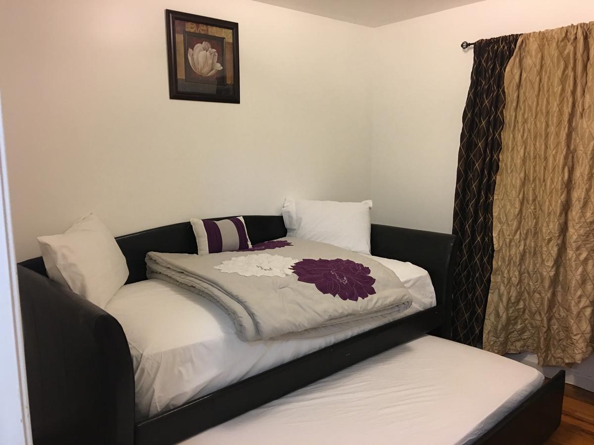 Mojoy Homesuites At Runyon Нюарк Екстериор снимка